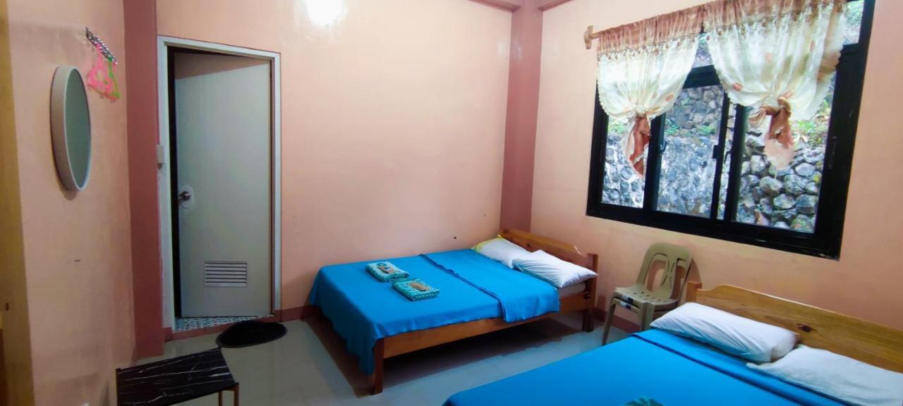 Ajjaa's Place Lodge *